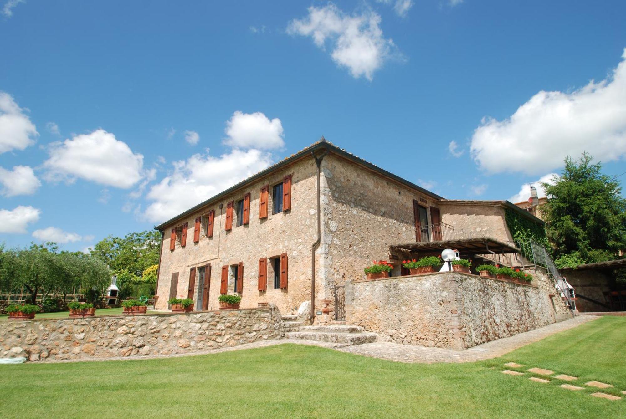סוביצ'ילה Agriturismo Arnano מראה חיצוני תמונה